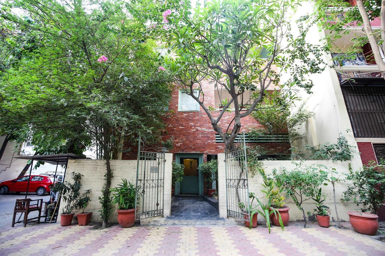 G 49 Bed & Breakfast 뉴델리 외부 사진