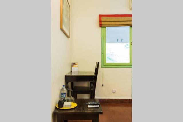 G 49 Bed & Breakfast 뉴델리 외부 사진