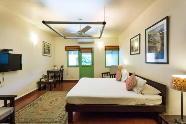 G 49 Bed & Breakfast 뉴델리 외부 사진