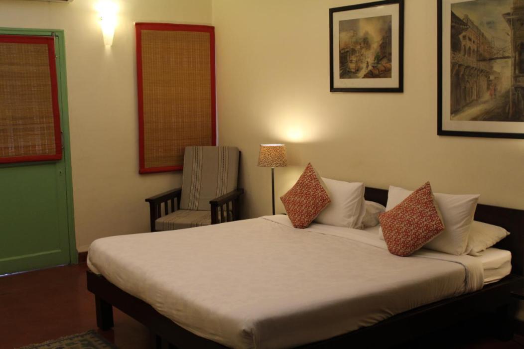 G 49 Bed & Breakfast 뉴델리 외부 사진